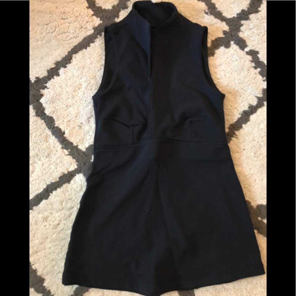 Women’s Lululemon Athletica Workout or Running Top